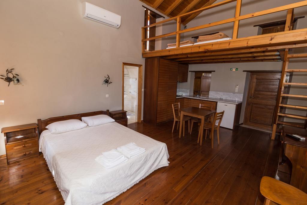 Hotel Lithochtisto à Monemvasia Extérieur photo
